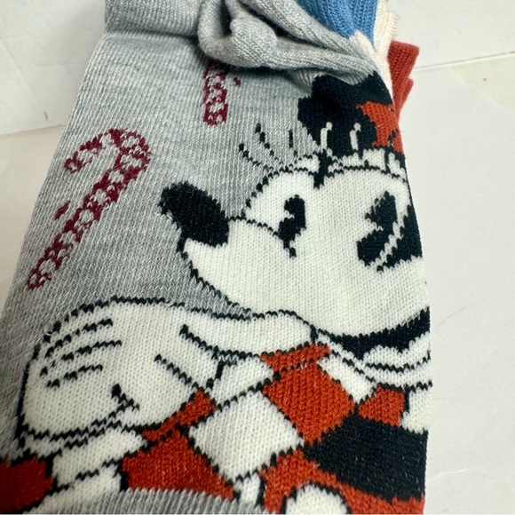 New Disney Christmas themed holiday socks. 9 pairs of trainer socks. - Picture 12 of 12